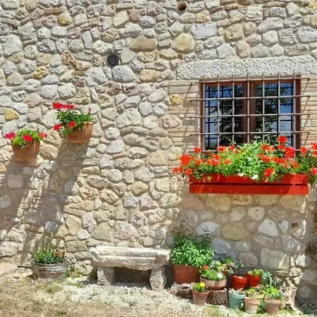 Diana Esclusiva Con Piscina Per In Pieno Relax Collelungo (Baschi)